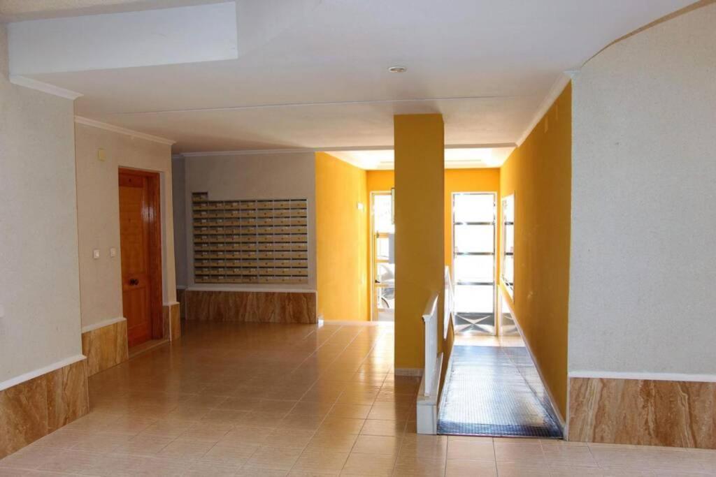 Linmarko Apartamento En Centro De Torrevieja Kültér fotó