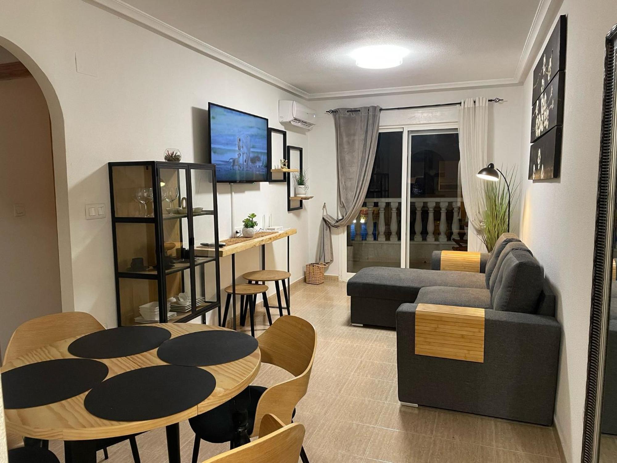 Linmarko Apartamento En Centro De Torrevieja Kültér fotó
